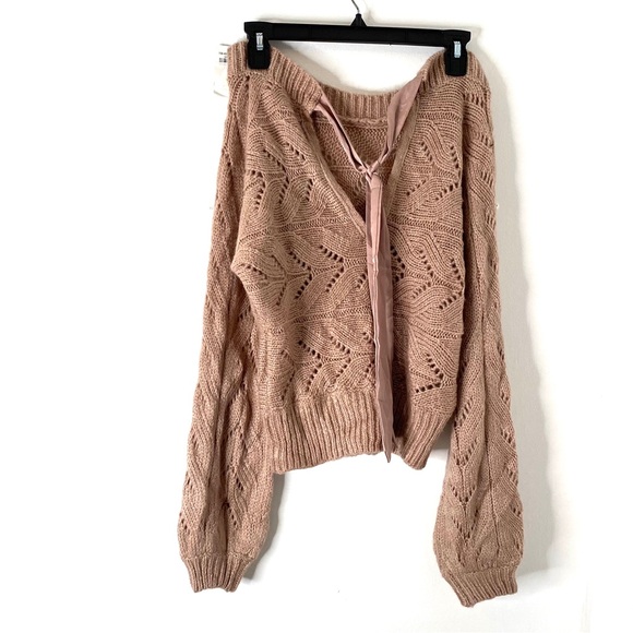 Abercrombie & Fitch Taupe Rose Eyelet Knit Baggy Sleeve Sweater NWT - Picture 8 of 11